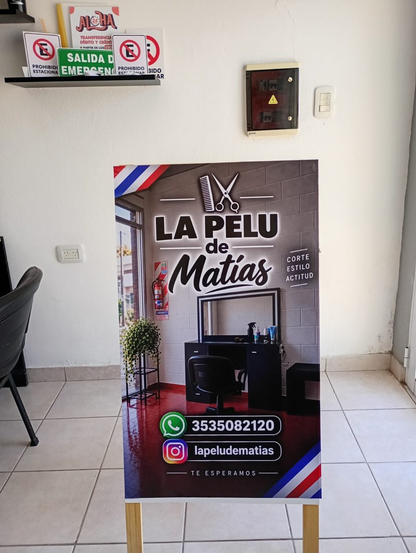 Cartelería realizada para La Pelu de Matías